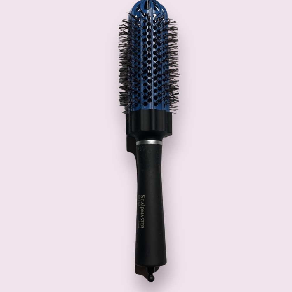 SOLD Scalpmaster 2 1/4th Ceramic Dome Thermal Vent Brush - Picture 1 of 3